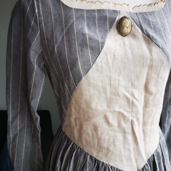 Period Drama Inspired square collar Vintage Dress - Picture 3 of 5